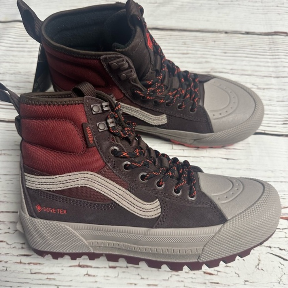 New! Van Sk8-Hi Gore-Tex MTE Chocolate Brown